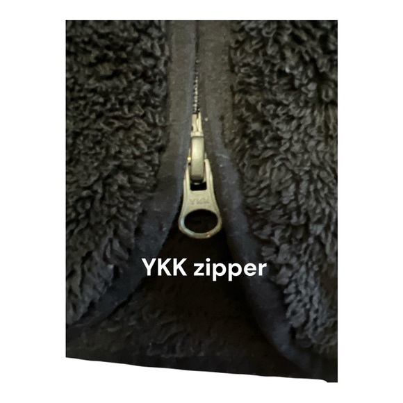 The North Face Fuzzy Black Fleece Jacket - Picture 3 of 13